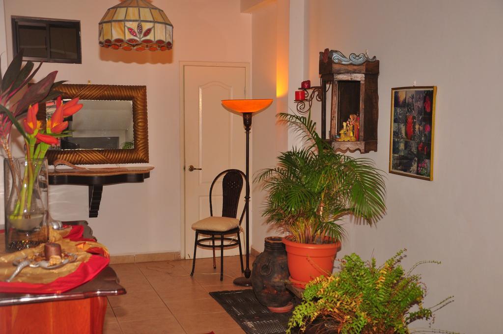 Hotel Casa De Espana La Ceiba Bagian luar foto